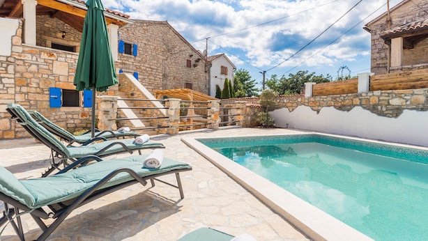 Piscina all'aperto