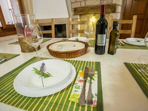 Dining - Cosy Apartment in Umag With Swimming Pool (Novigrad)