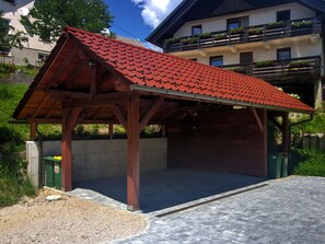 Apartment | Balcony - Lovely Apartment in Bled With Fireplace (Bled)