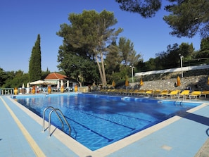 Piscine extérieure