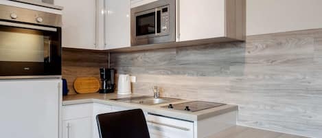 Apartment | Private kitchen | High chair
