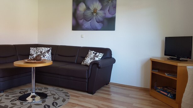 Unclassified image, 1 of 10, button - Serene Apartment in Falkenstein near Farm & Museum (Rodewisch)