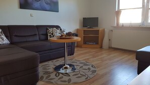 Unclassified image, 4 of 10, button - Serene Apartment in Falkenstein near Farm & Museum (Rodewisch)