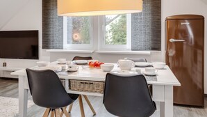 Dining - Picturesque Apartment in Schönwald With Terrace, Garden (Schoenwald)