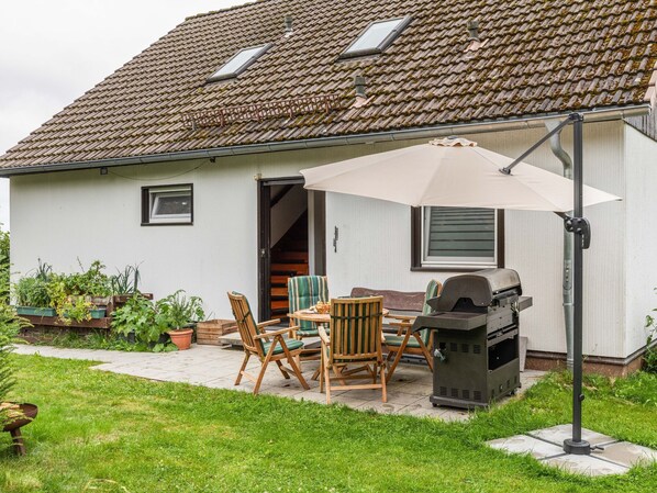 Exterior - Picturesque Apartment in Schönwald With Terrace, Garden (Schoenwald)