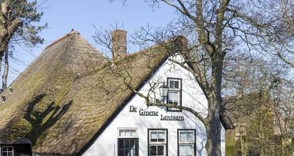 Farmhouse in Groet Near sea and Forest