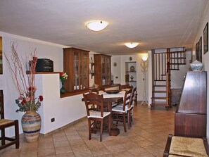 Dining - Belvilla by OYO Casalaserra (Sant'Agata Feltria)
