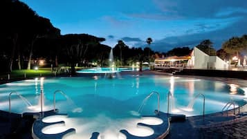 Chalet | Pool | Outdoor pool