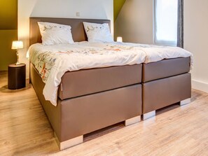 House | 3 bedrooms, individually furnished, iron/ironing board, bed sheets - Holiday Home in Koekelare With Scenic Views (Koekelare)