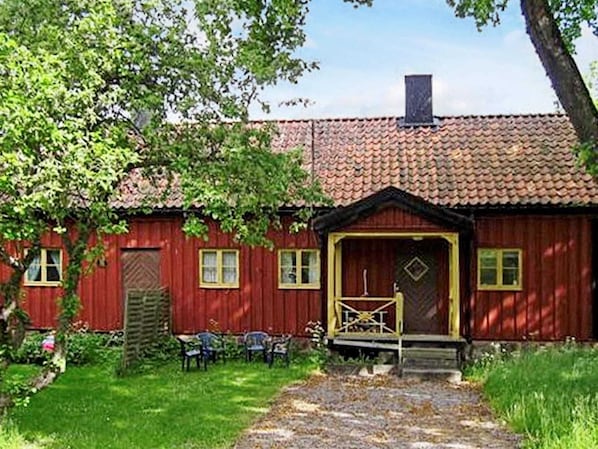 House | Exterior