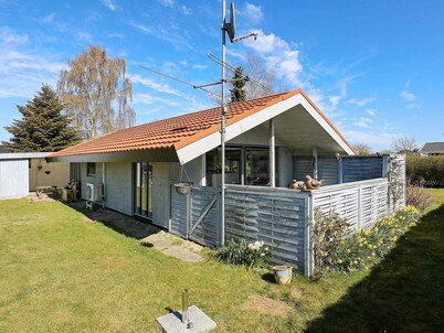 6 Person Holiday Home in Hesselager