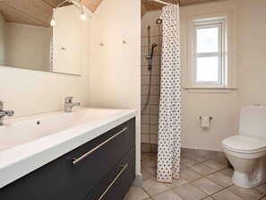 Ferienhaus | Badezimmer