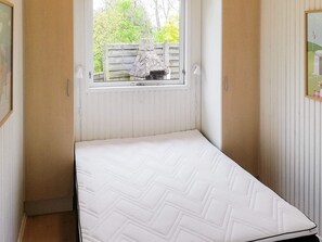 4 bedrooms
