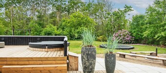 6 Person Holiday Home in Brovst