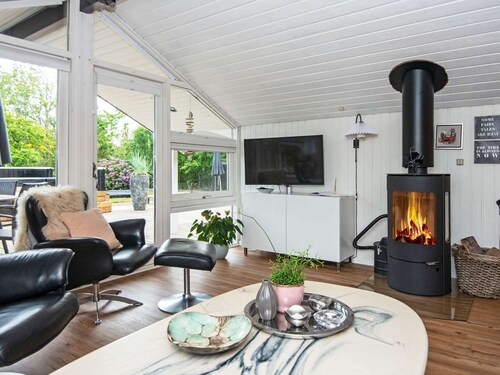 6 Person Holiday Home in Brovst