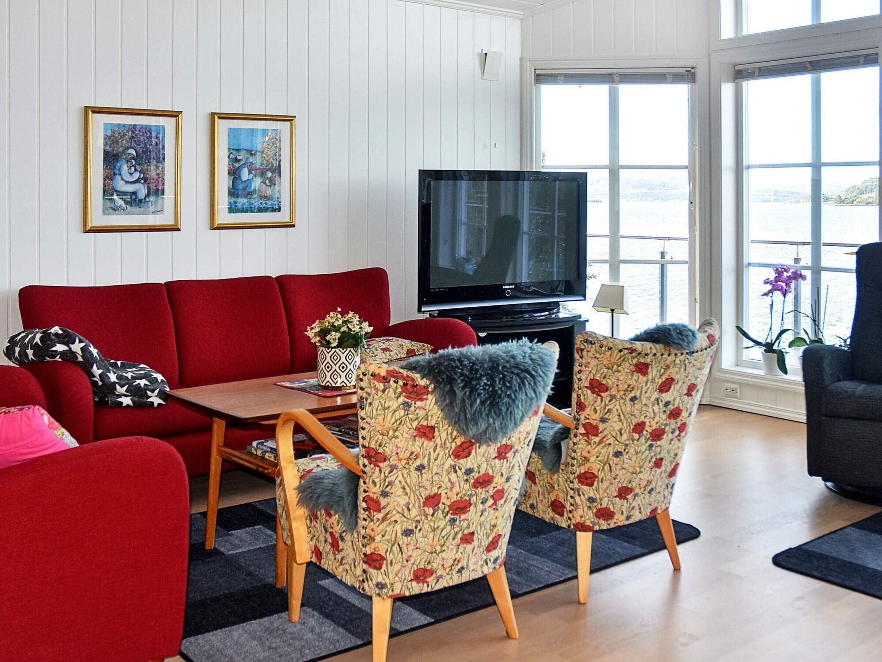 House | Living area | TV