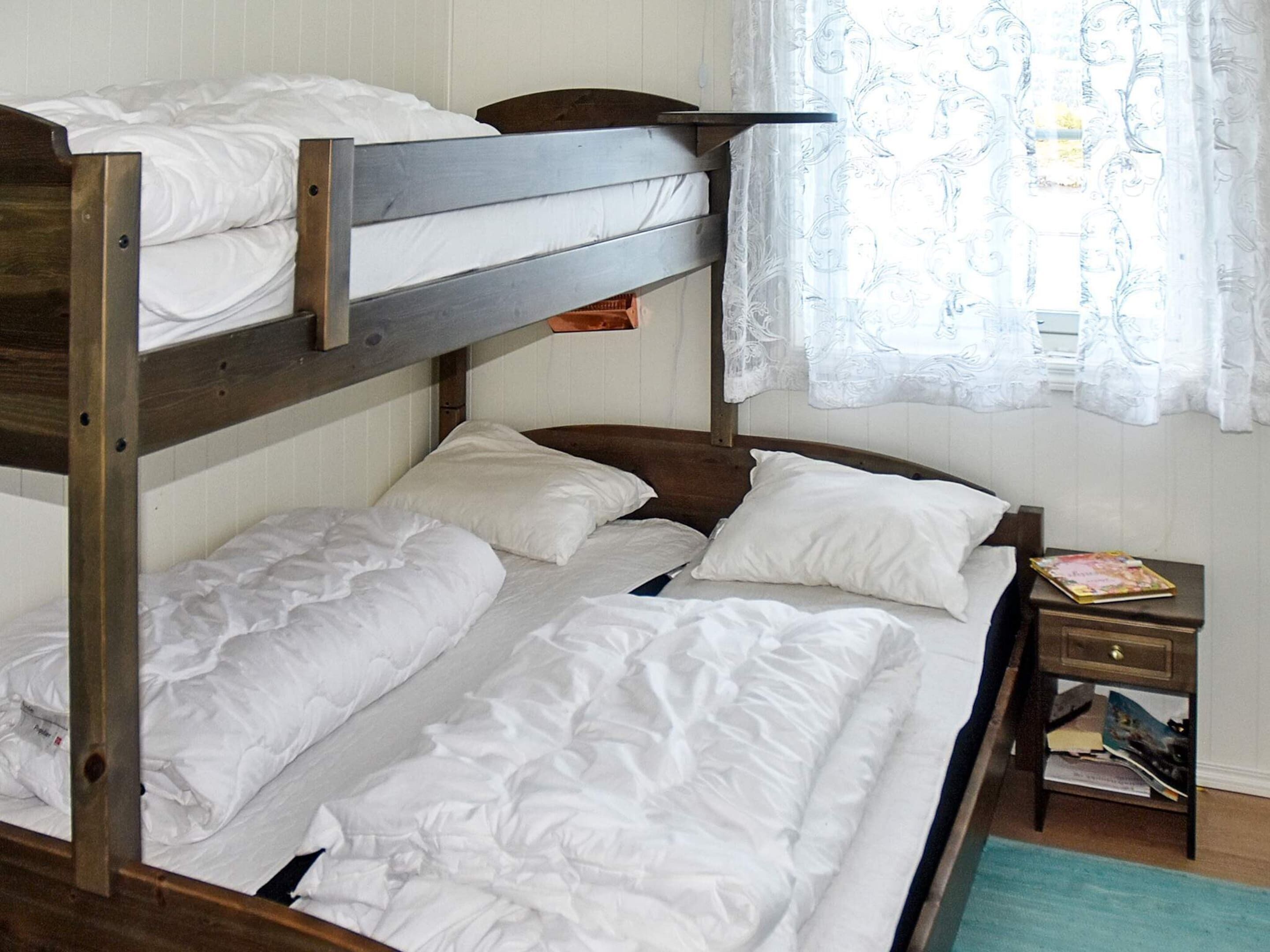 3 bedrooms, individually furnished