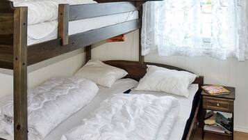 3 bedrooms, individually furnished