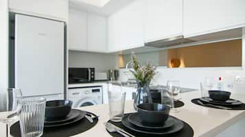 Căn hộ Cao cấp | Bếp riêng