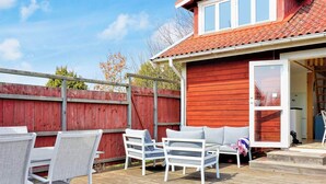 House | Exterior - 4 Person Holiday Home in Lottorp (Löttorp)