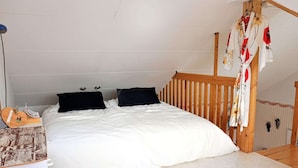 House | 2 bedrooms, individually furnished, bed sheets - 4 Person Holiday Home in Lottorp (Löttorp)