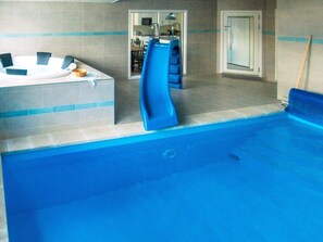 House | Pool - Holiday Home in Væggerløse (Vaeggerlose)