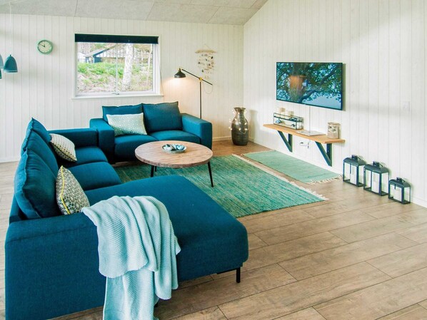 House | Interior - Holiday Home in Væggerløse (Vaeggerlose)