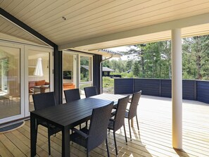 الإطلالة من المنشأة