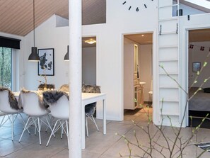 House | Dining