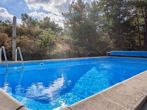 House | Pool
