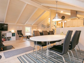 House | Dining
