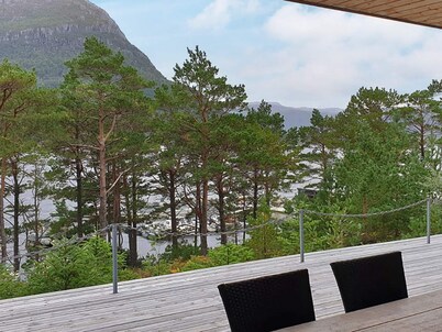 Holiday Home in Svelgen