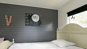 1 bedroom, cots/infant beds - 4 Person Holiday Home in Hals (Hals)