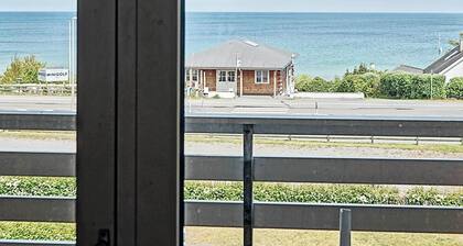 Scenic Seaside Retreat in Sandkas-by Traum