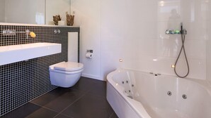 Bathroom - Holiday Home in Gilleleje (Gilleleje)