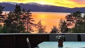 Exterior - 12 Person Holiday Home in Kysnesstrand (Jondal)