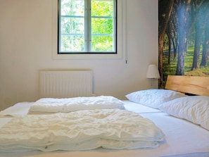 2 bedrooms, individually furnished