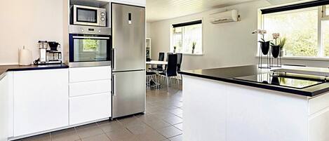 House | Private kitchen | Highchair
