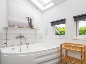Spa treatment - Holiday Home in Sjølund (Sjølund)