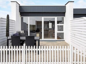 Outdoor dining - 4 Person Holiday Home in Vestervig (Vestervig)