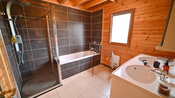 Chalet | DĂ©tail de lâintĂ©rieur