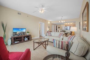 TV - Stunning Beach views, 3 Pools, Golf, Tennis, Large Sunset deck (miramar beach)