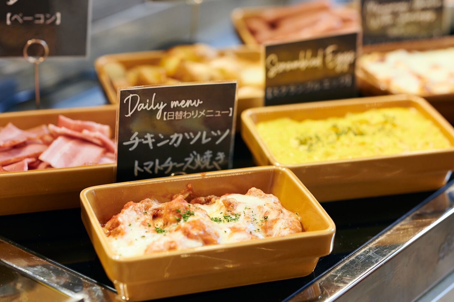 Daily buffet breakfast for a fee