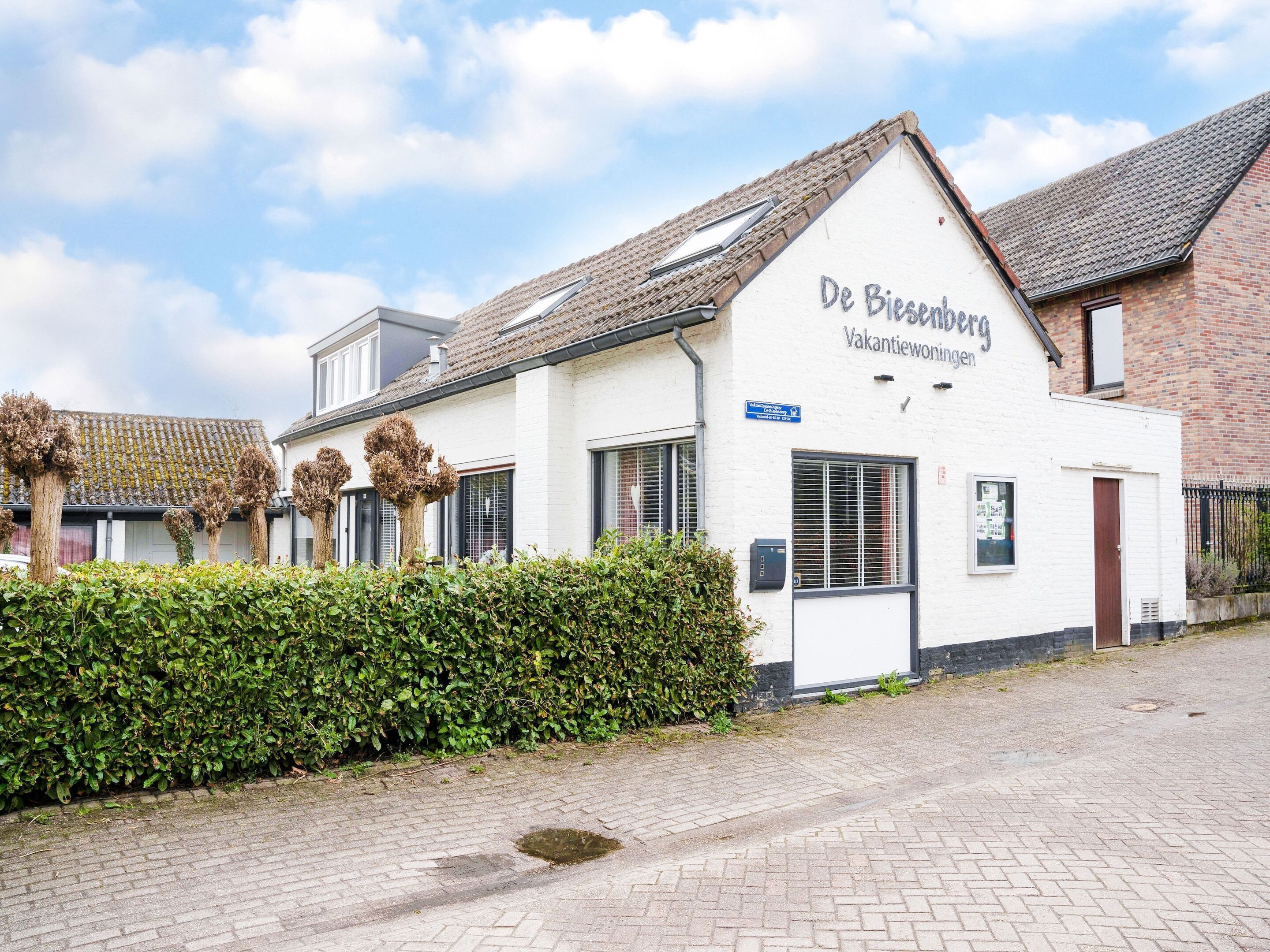 Nhà | Ngoại thất