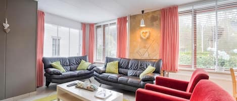 House | Living room
