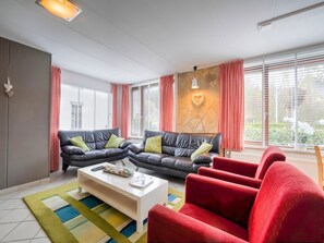 House | Living room
