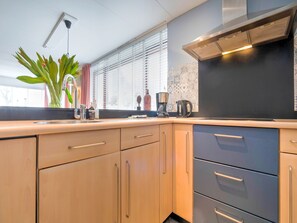 House | Private kitchen | Highchair - Chalet in Ulestraten Near Maastricht (Ulestraten)