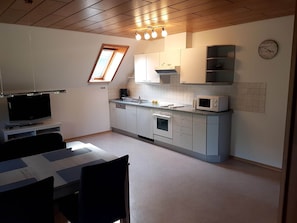 Apartment | Eigene Küche | Hochstuhl