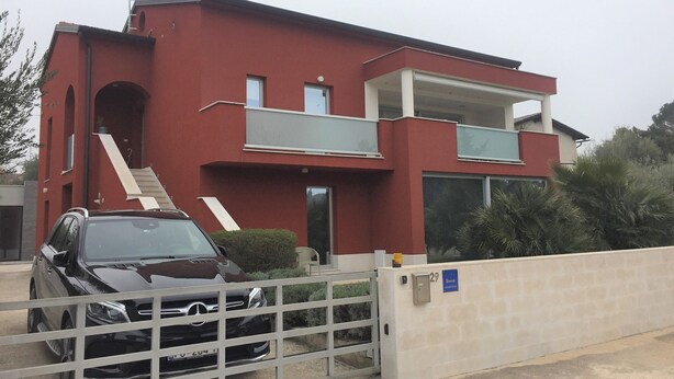 Exterior - Two Bedroom Apartment in Novigrad Just 600m From the sea (Novigrad)