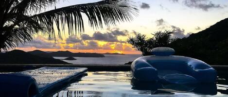 Alberca al aire libre